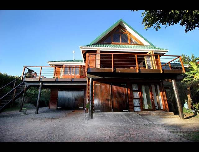 4 BEDROOM HOUSE FOR SALE IN DOLPHIN CREEK GOLF ESTATE